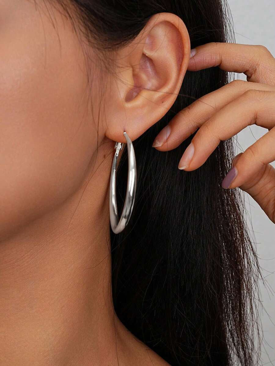 Classic Hoop Earrings - Bella Jewels Design