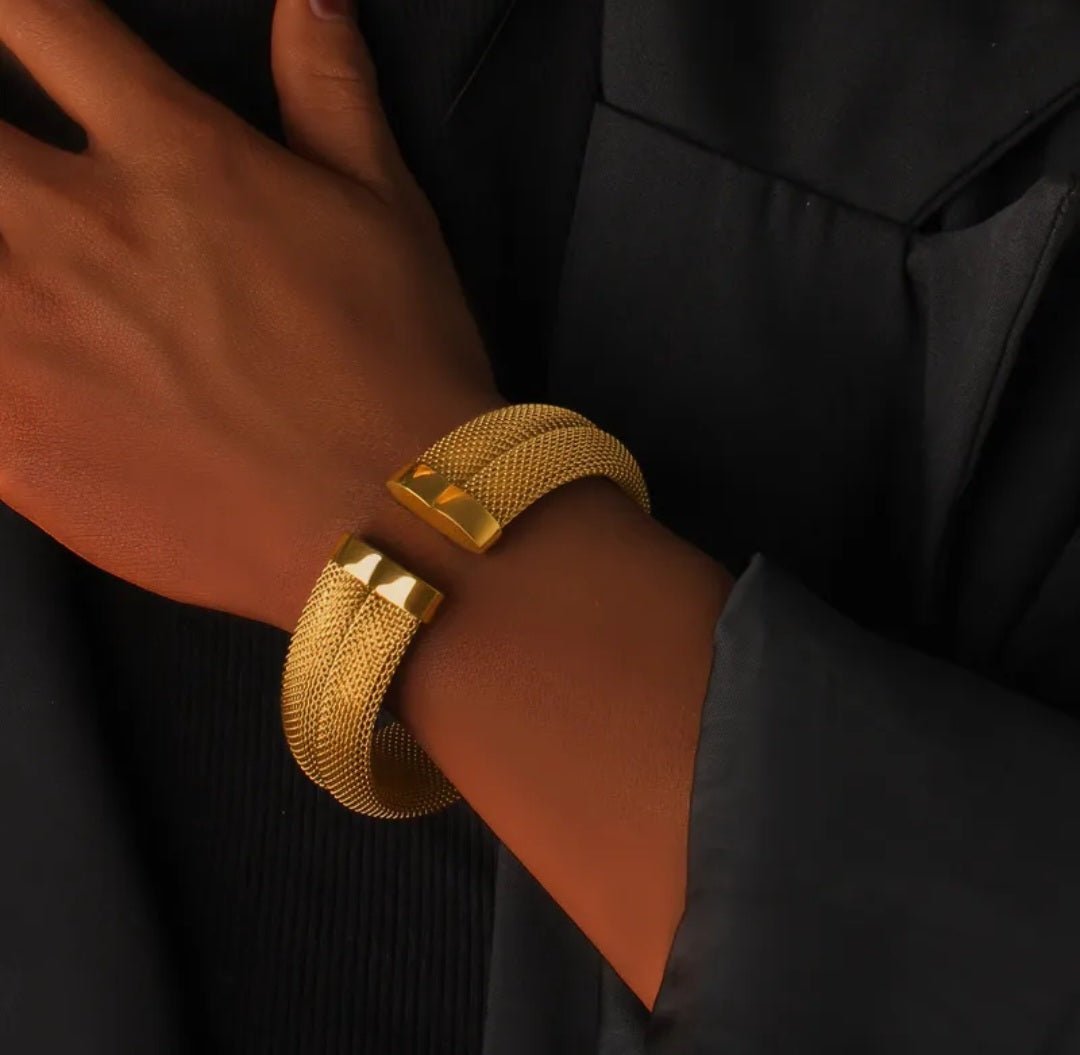 Mesh Open Cuff Style Bangle - Bella Jewels Design