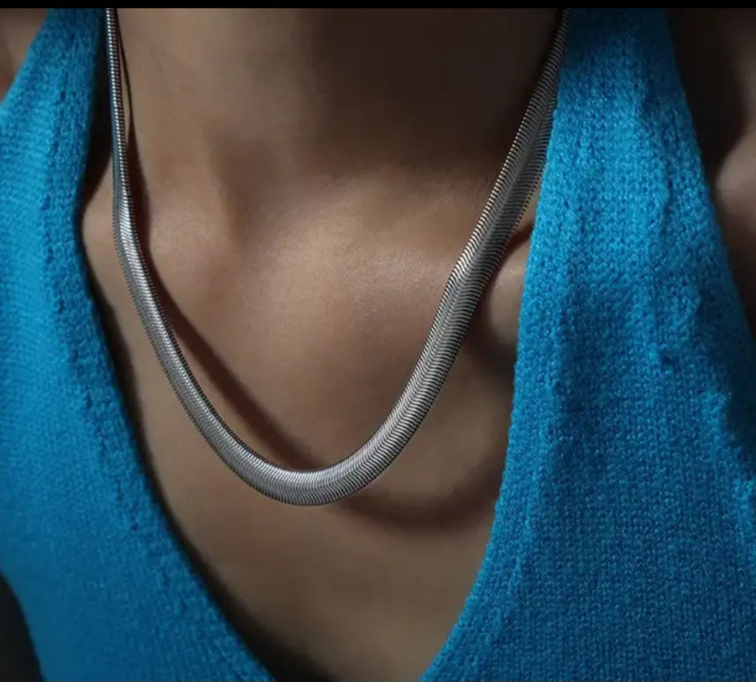 Herringbone Necklace - Bella Jewels Design